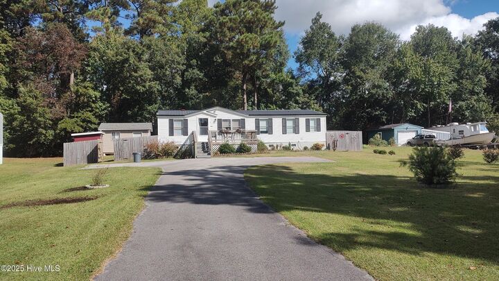 Property Photo:  110 Quail Point Drive  NC 28539 