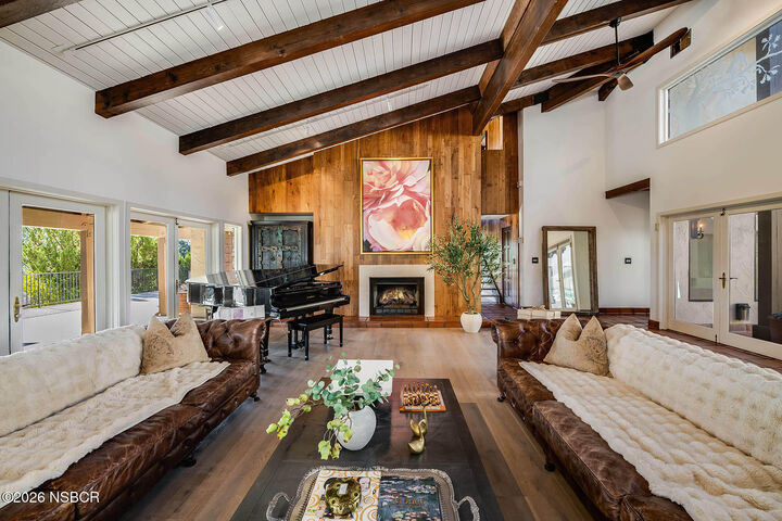 Property Photo:  2975 Calle Bonita  CA 93460 