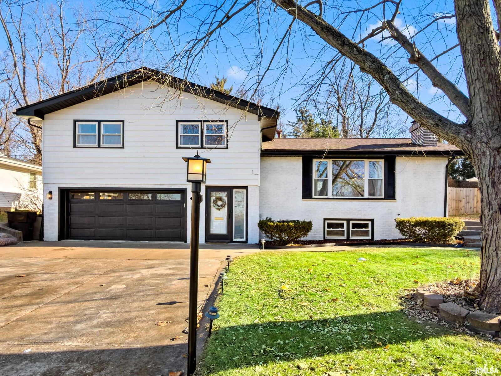 Property Photo:  6812 N Kimberly Drive  IL 61614 