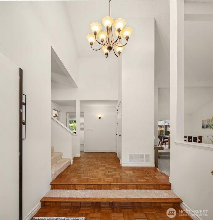 Property Photo:  15710 SE 46th Way  WA 98006 