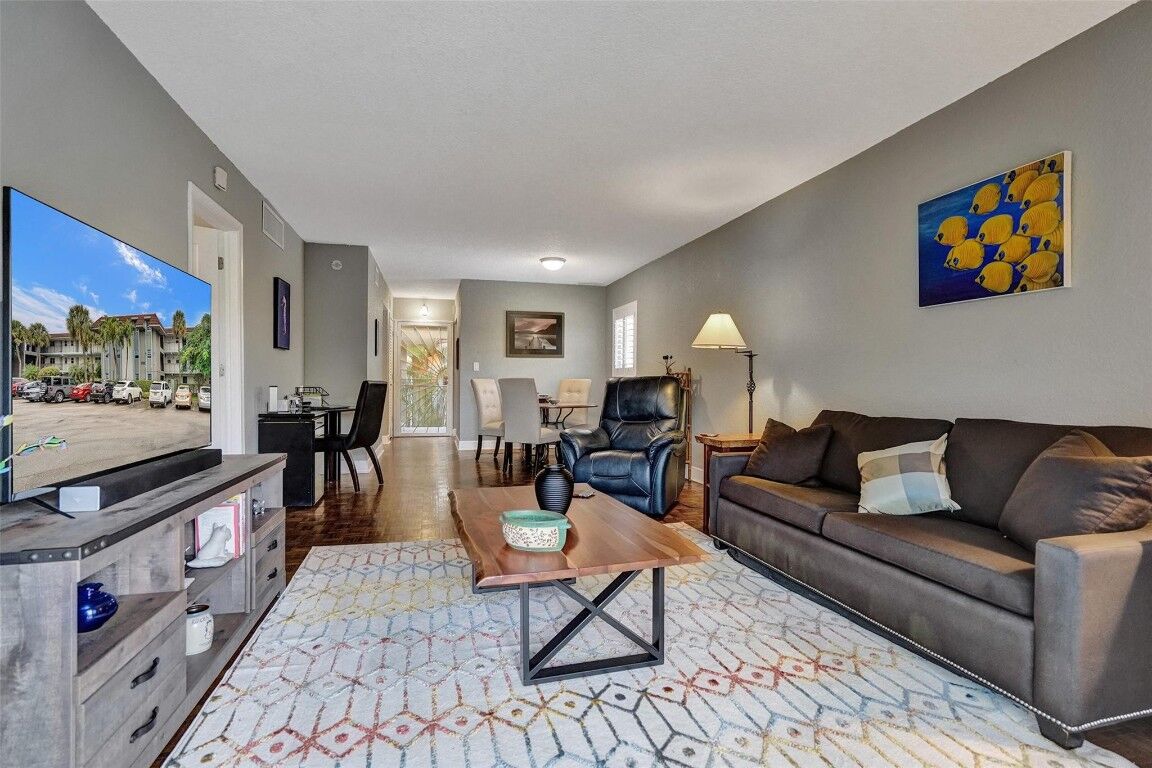 Property Photo:  1785 N Andrews Square 301E  FL 33311 