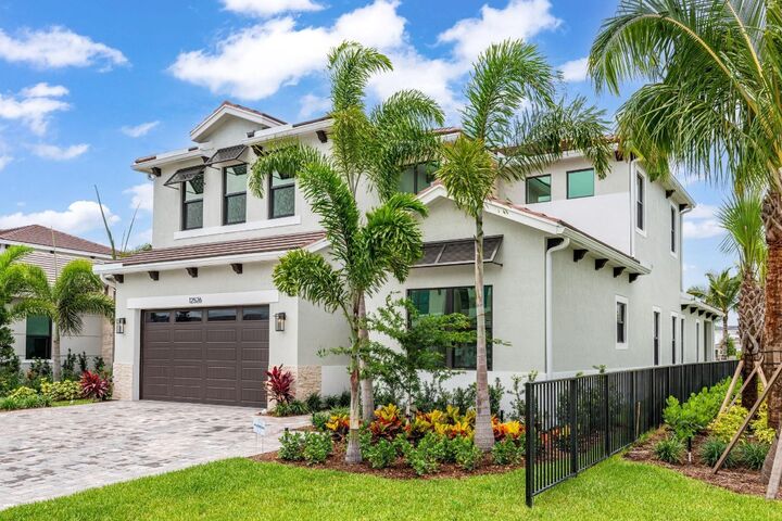 Property Photo:  12526 Solana Bay Circle  FL 33412 