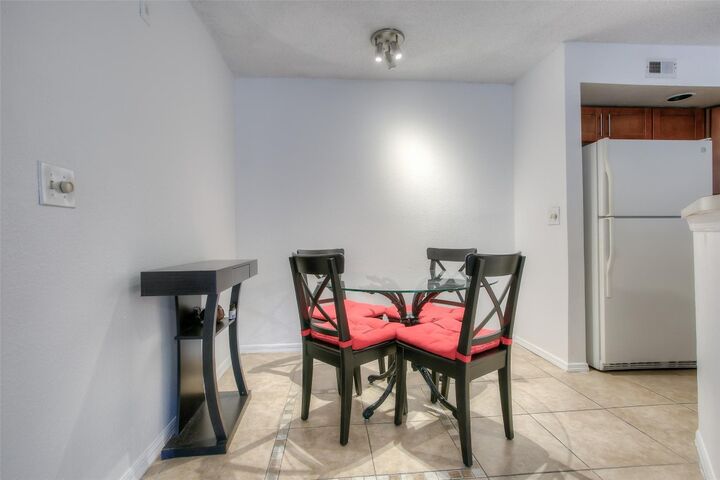 Property Photo:  663 Vista Isles Drive 1714  FL 33325 