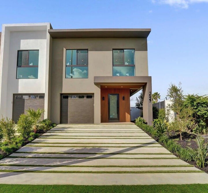 Property Photo:  1527 NE 15th Avenue  FL 33304 