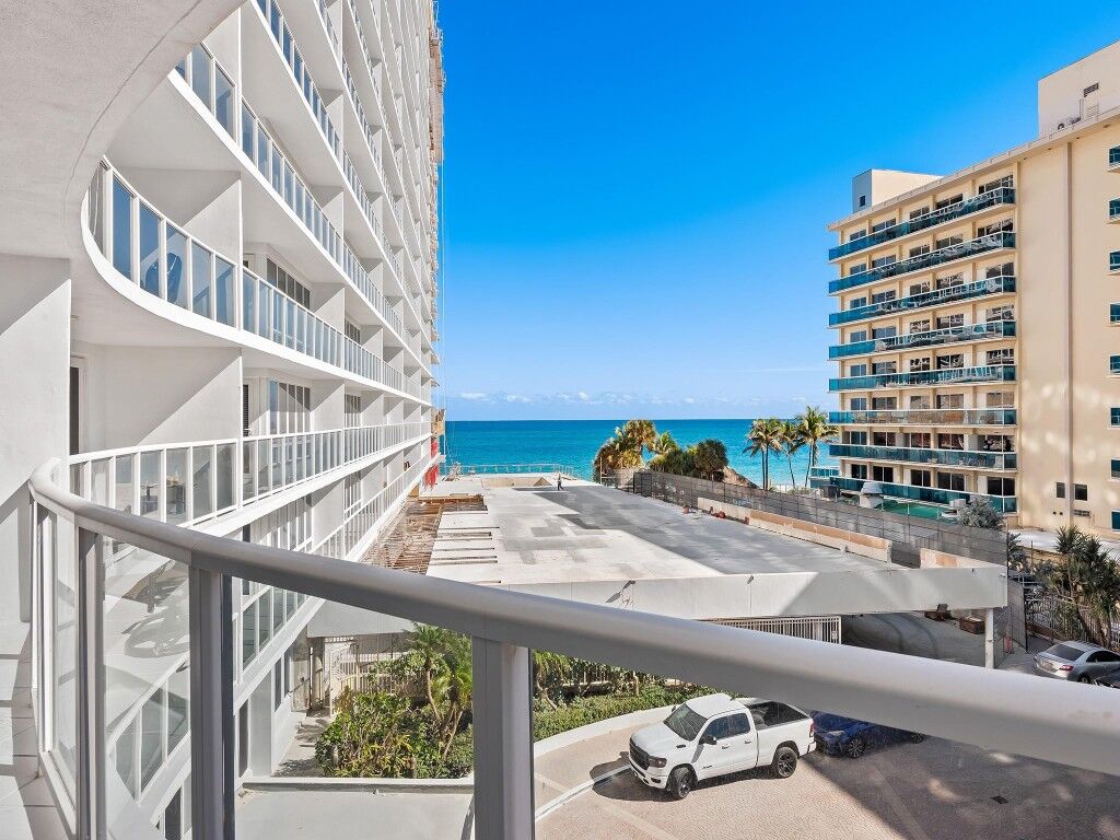 Property Photo:  4100 Galt Ocean Drive 303  FL 33308 