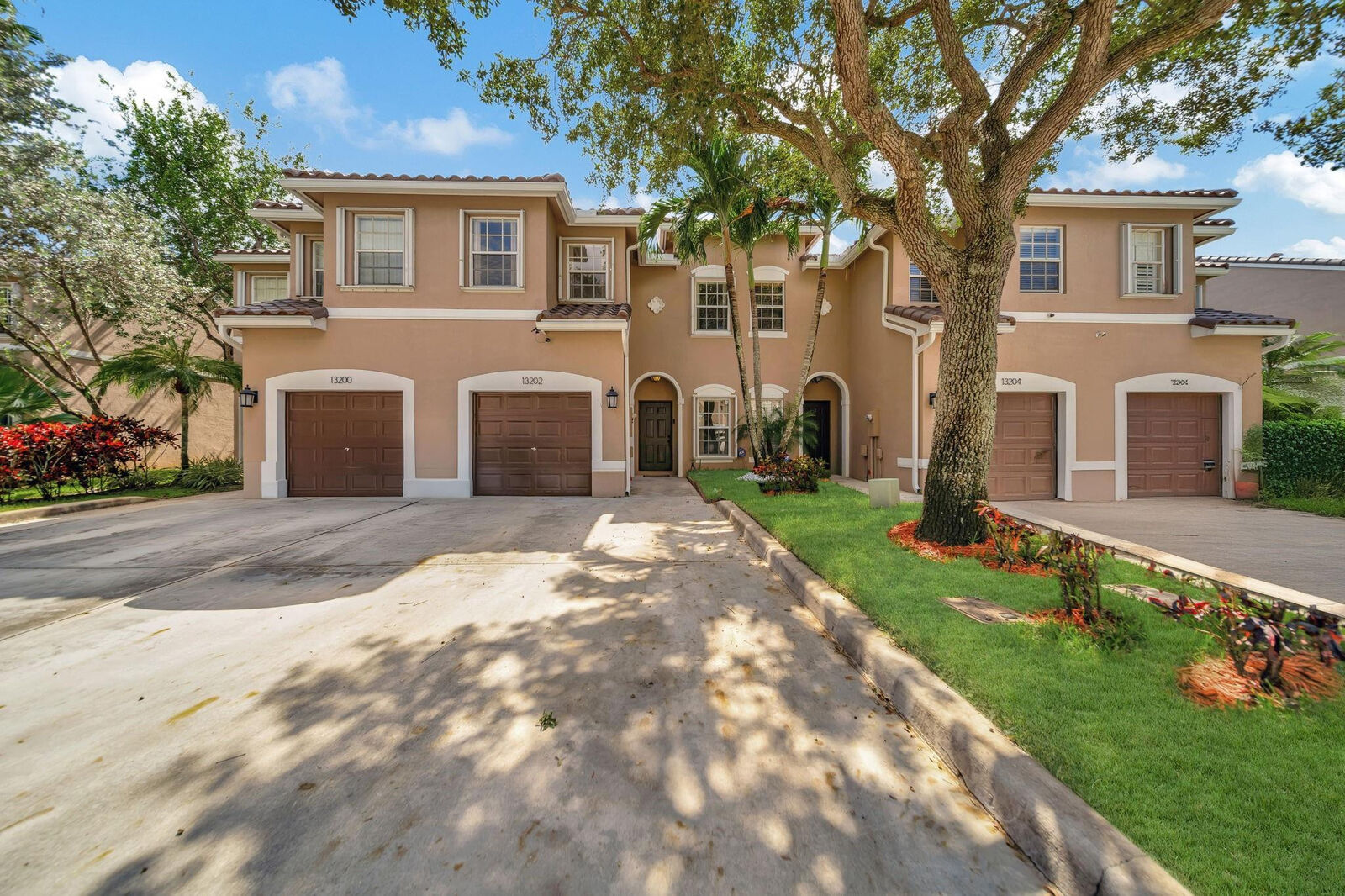 Property Photo:  13202 NW 7th Place 13202  FL 33325 