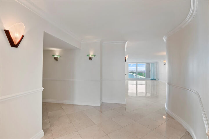 Property Photo:  2100 S Ocean Lane 2207  FL 33316 