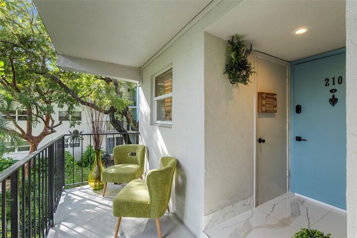 Property Photo:  1775 N Andrews Square 210W  FL 33311 