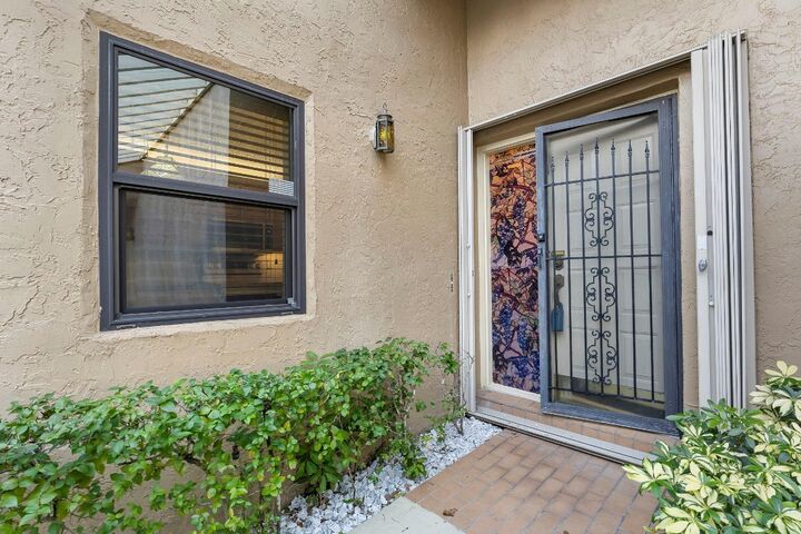 Property Photo:  2636 Calliandra Terrace  FL 33063 