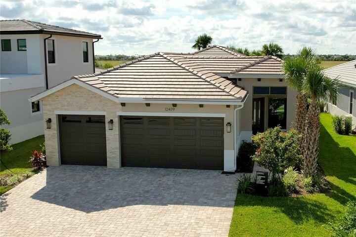 Property Photo: 12479 Solana Bay Circle FL 33412