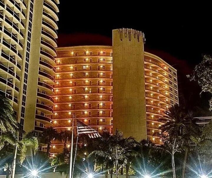 Property Photo:  4100 Galt Ocean Drive 306  FL 33308 