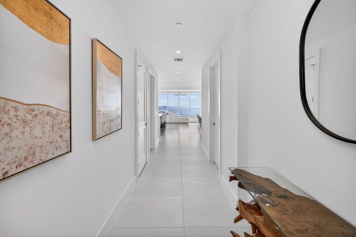 Property Photo:  153 N Seabreeze Boulevard 901-S  FL 33304 