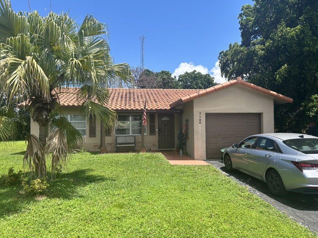 Property Photo: 7100 NW 91st Terrace FL 33321