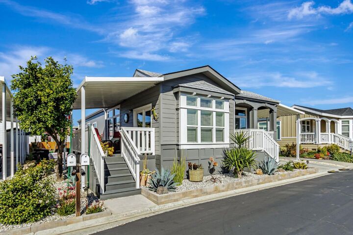 Property Photo:  821 Villa Teresa Way 821  CA 95123 