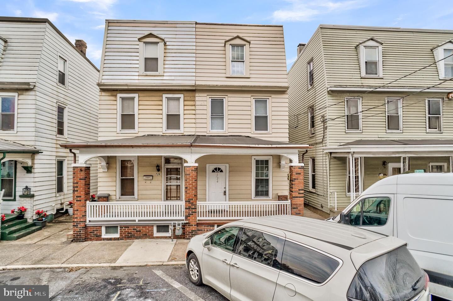 Property Photo:  726 S 2nd Street  PA 17113 
