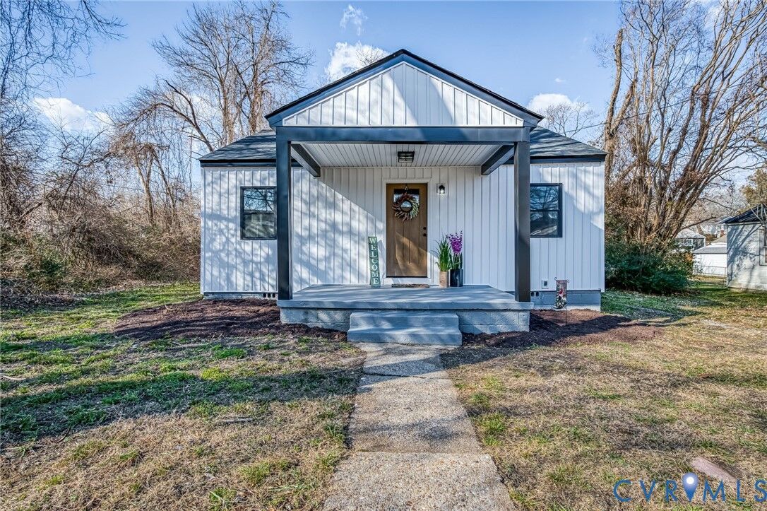 Property Photo:  2509 Poplar Street  VA 23860 