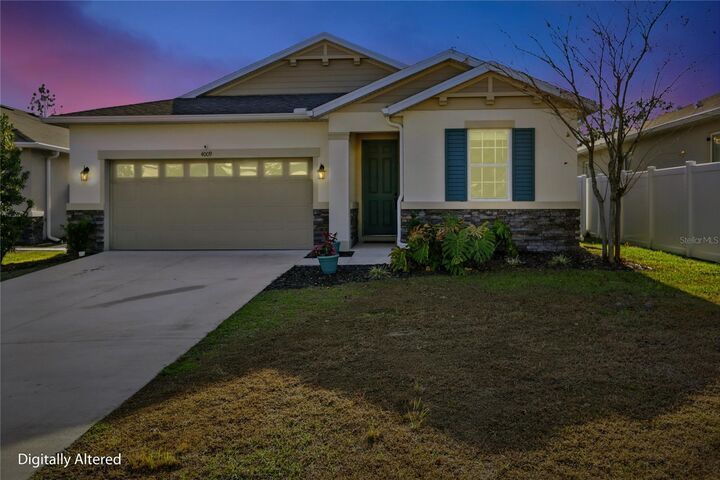 Property Photo:  4009 Swan Goose Court  FL 34762 