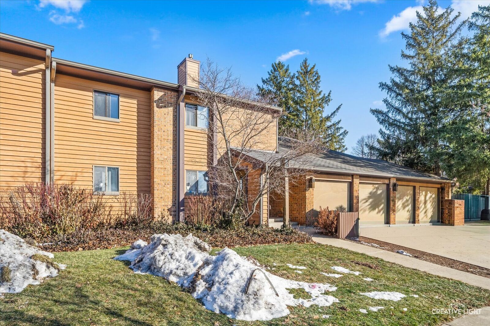 Property Photo:  950 Jefferson Avenue B  IL 60120 