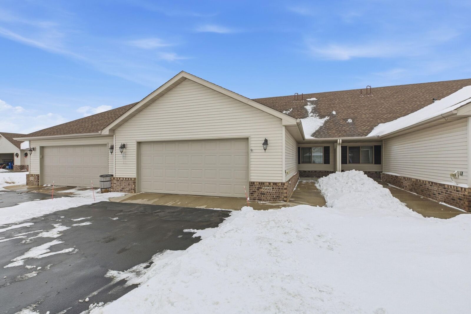 Property Photo:  608 Graceview Drive  MN 56374 