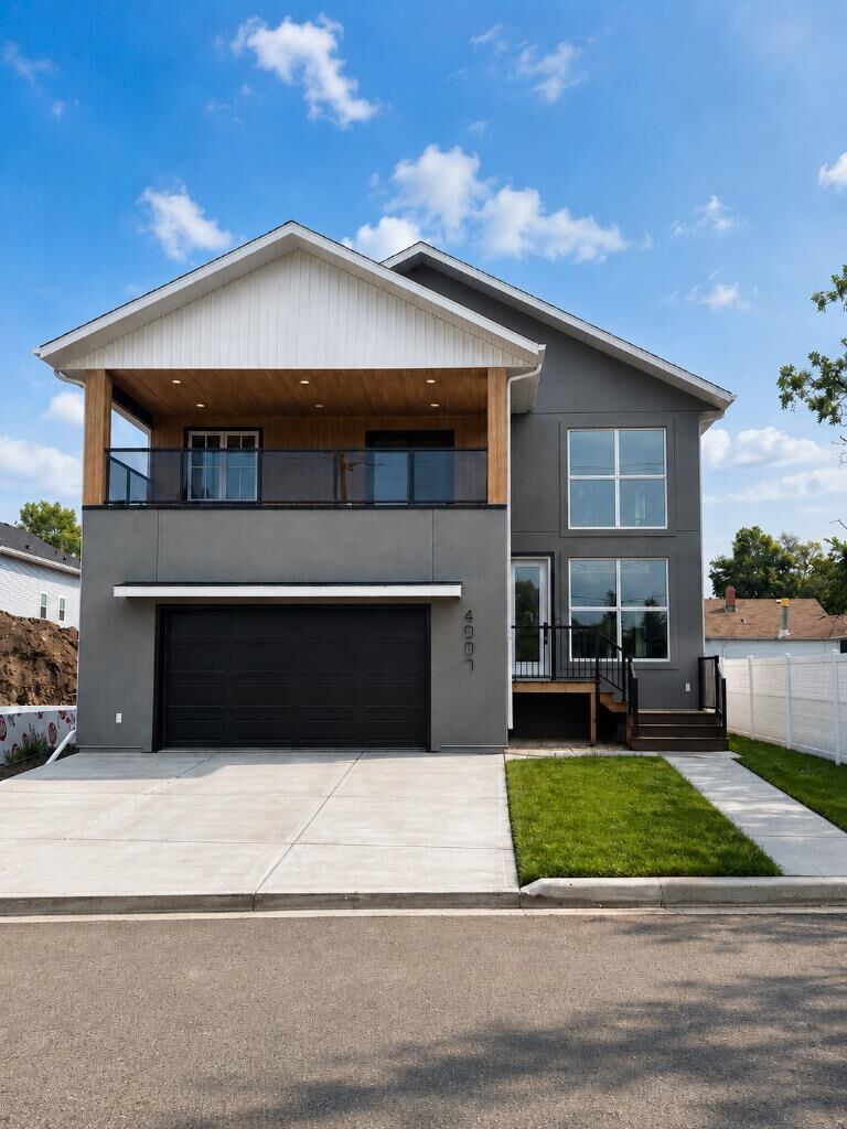 Property Photo: 4907 53 Street AB T4V 1Z1