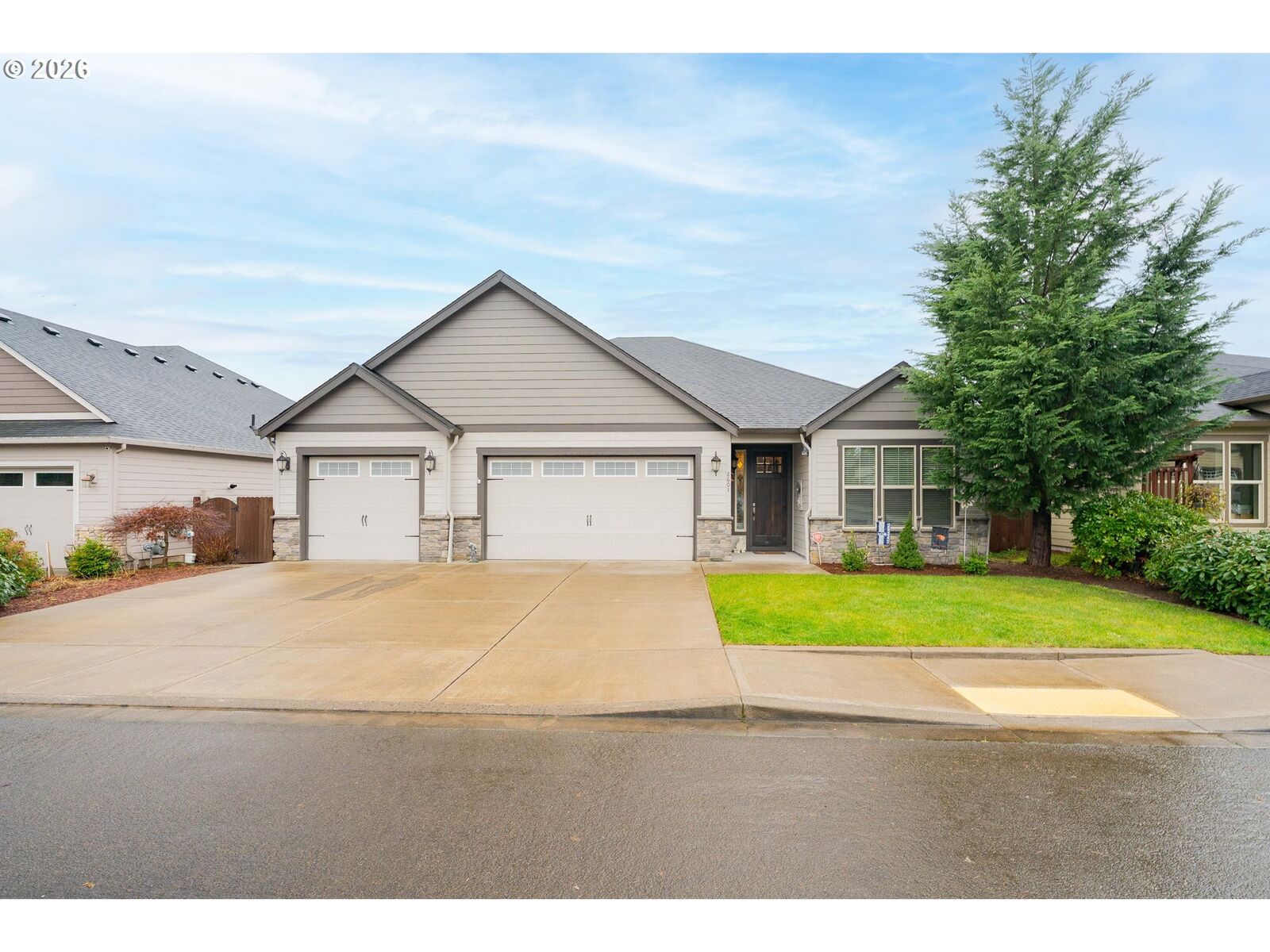 Property Photo: 2601 NE 142nd St WA 98686