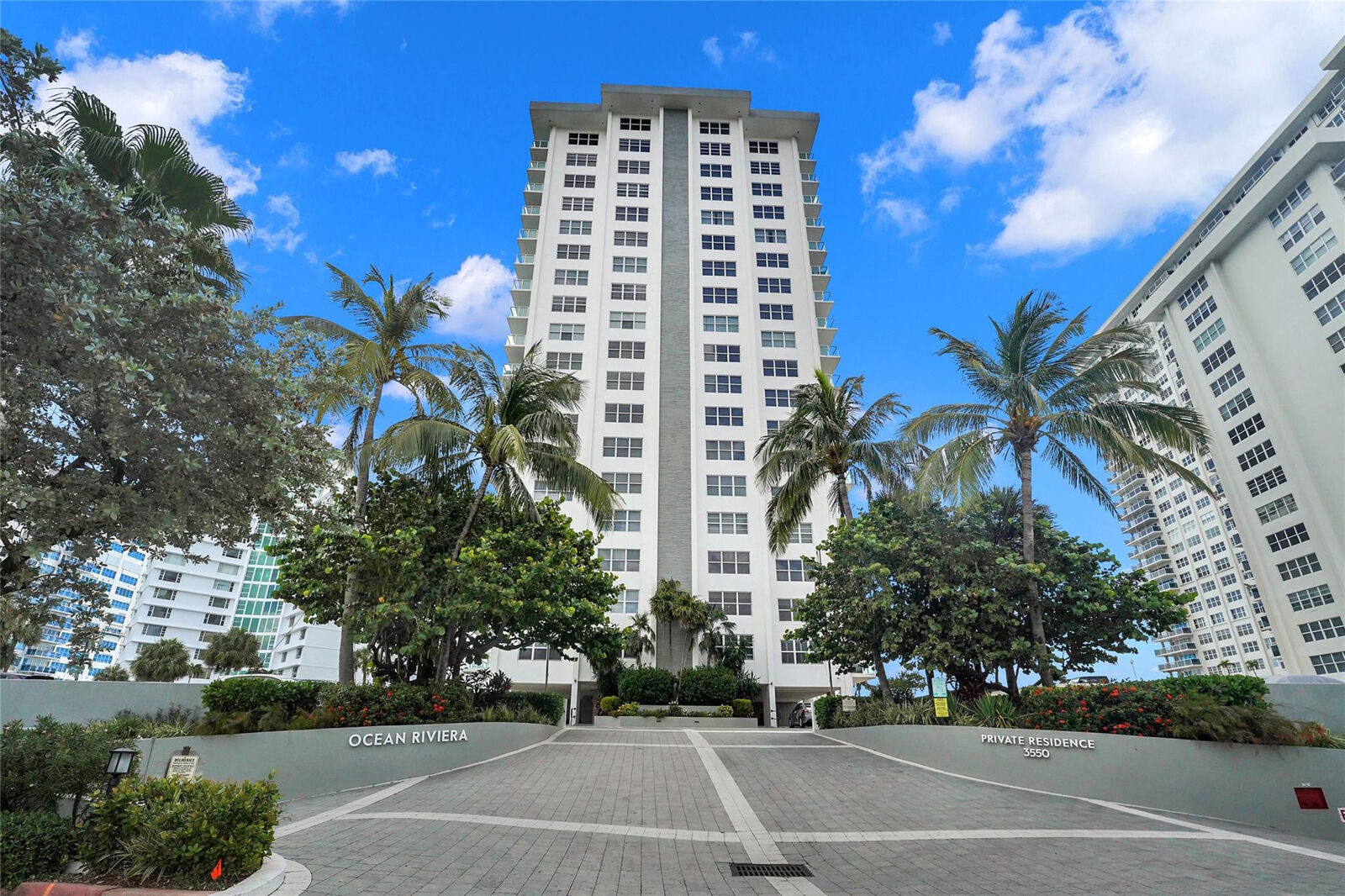 Property Photo:  3550 Galt Ocean Drive 208  FL 33308 