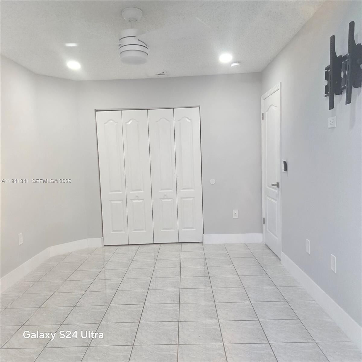 Property Photo:  21431 SW 88th Ave -  FL 33189 