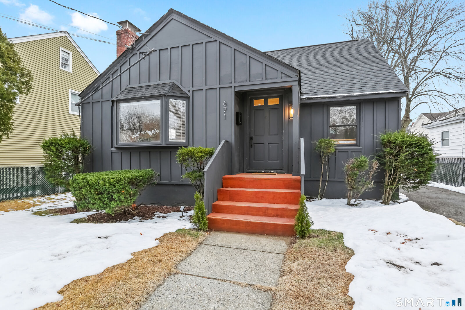 Property Photo:  671 Fairview Avenue  CT 06606 