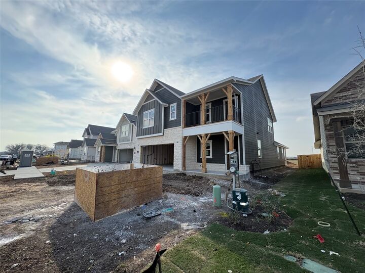 Property Photo:  316 Willow Heights Drive  TX 78634 