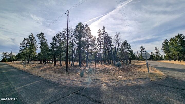 Property Photo:  5527 Datil Circle 325  AZ 86024 