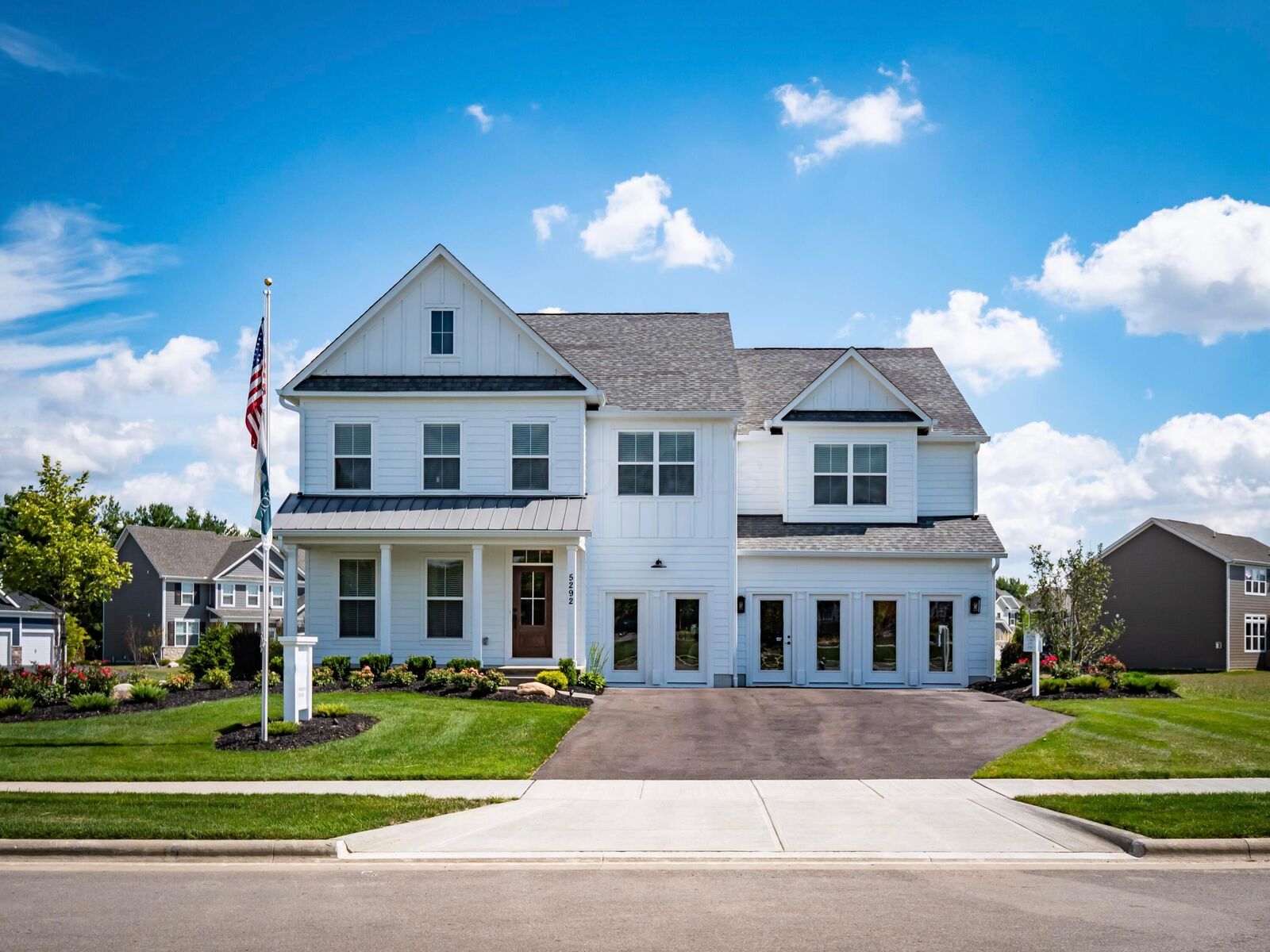 Property Photo:  5292 Tarlton Boulevard  OH 43026 