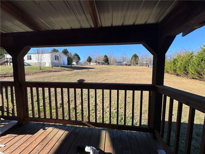 Property Photo:  196 Westmoreland Meadows Drive  GA 30528 