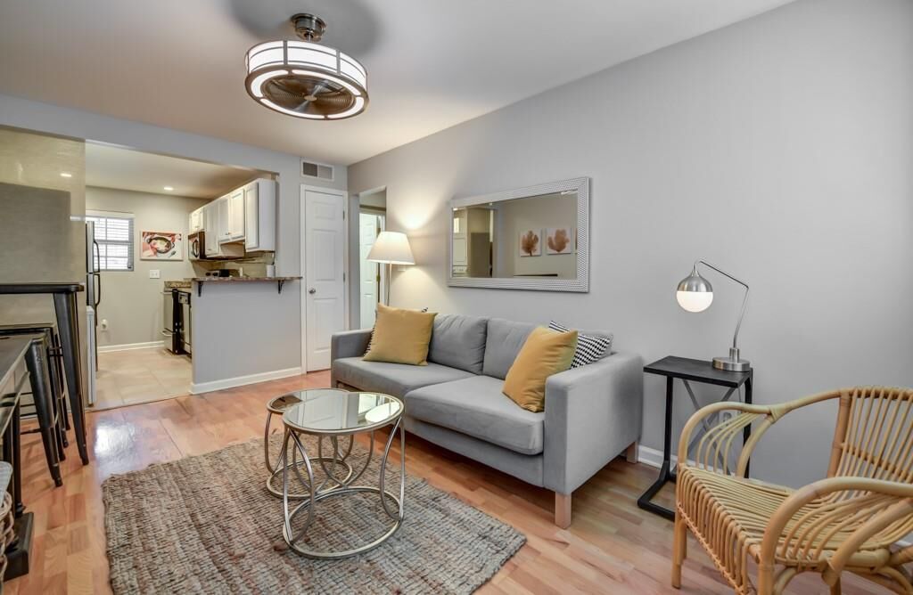 Property Photo: 210 Sampson Street NE 5 GA 30312