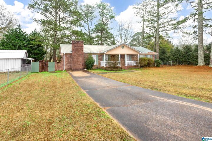 Property Photo:  100 Holiday Estates Drive  AL 35054 