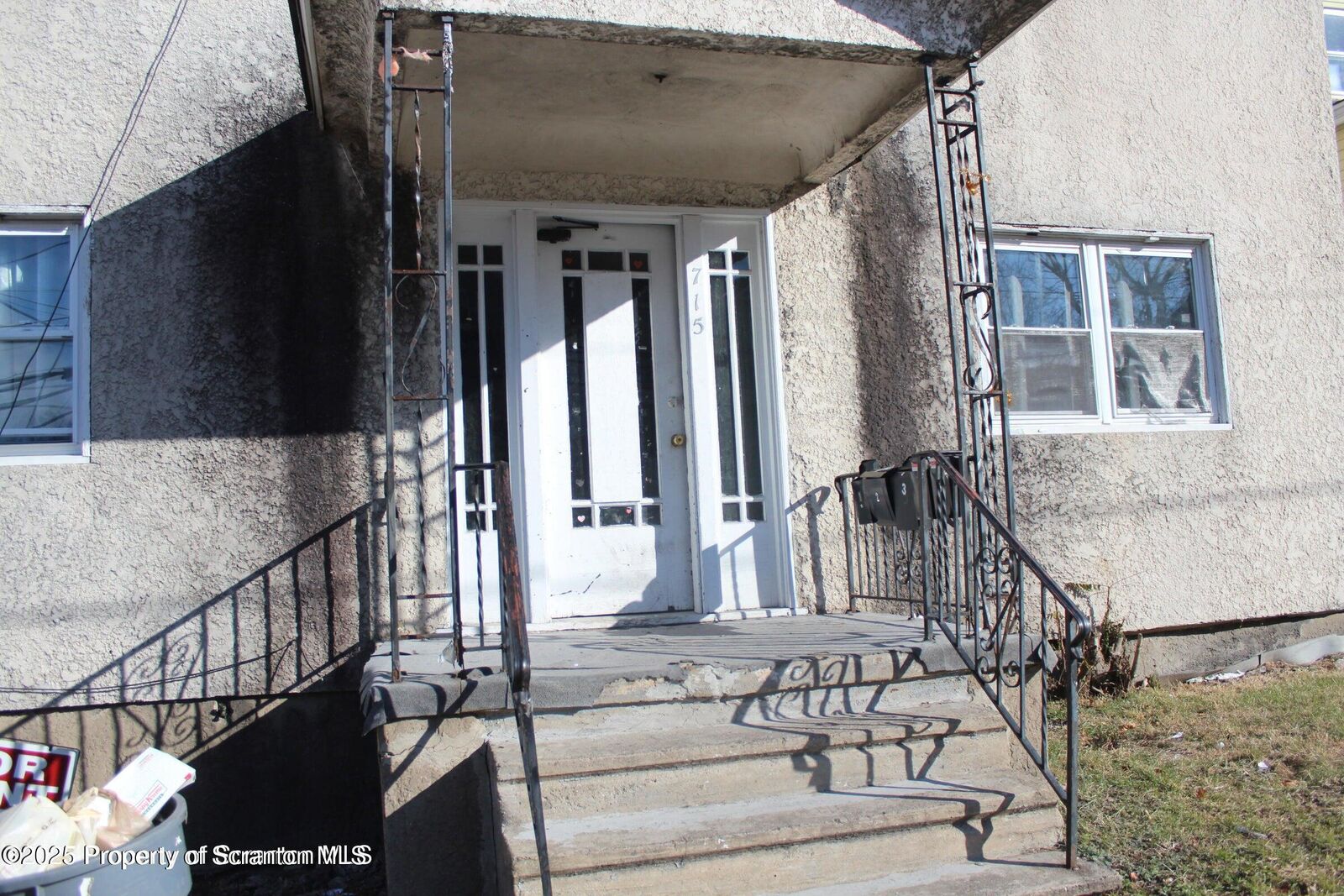 Property Photo: 715 Moosic Street 1 PA 18505