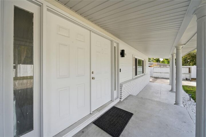 Property Photo:  4988 Clarcona Ocoee Road  FL 32810 