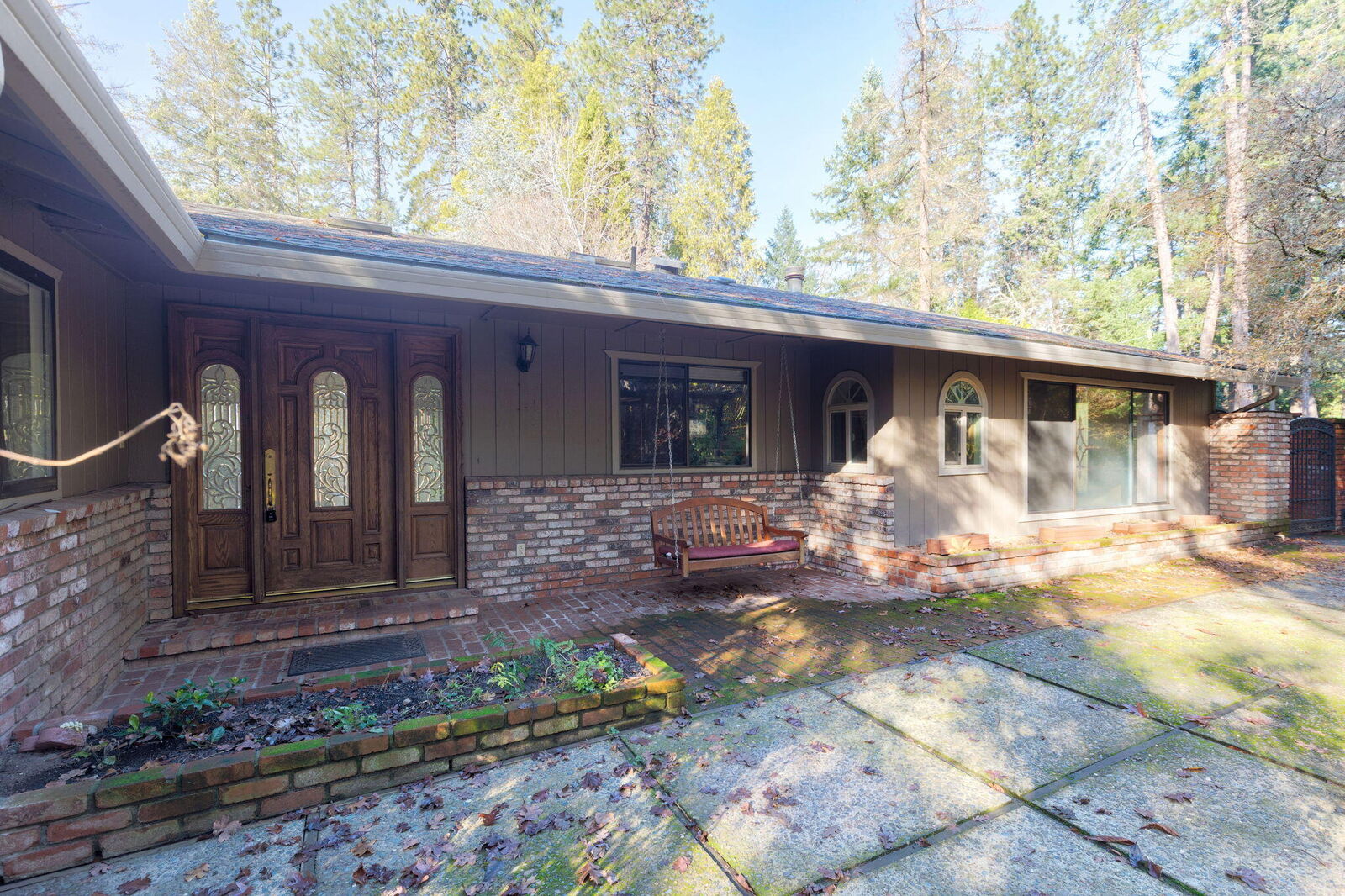 Property Photo:  301 Canyon Drive  OR 97527 