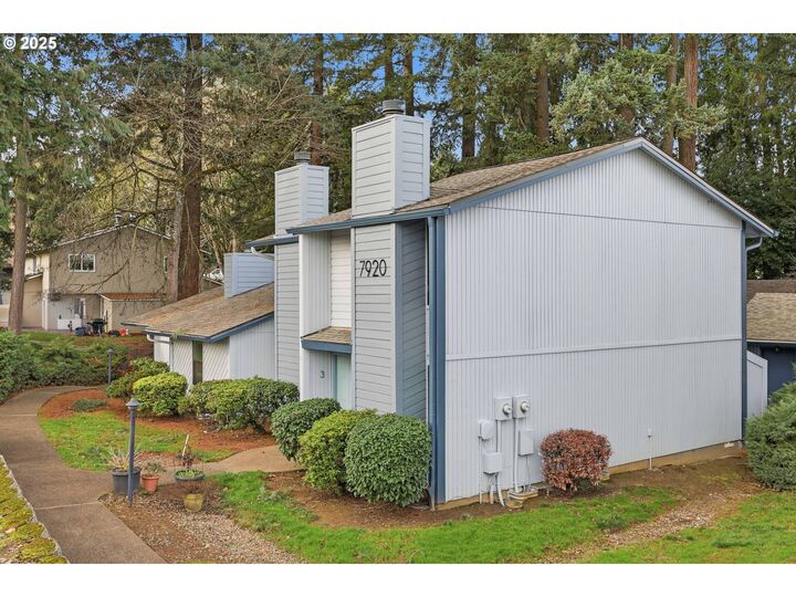 Property Photo:  7920 SW Fanno Creek Dr 1  OR 97224 