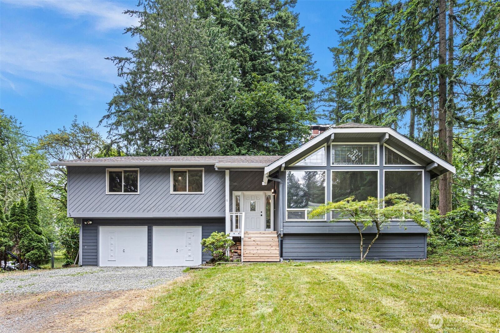 Property Photo:  2858  241st Avenue SE  WA 98075 