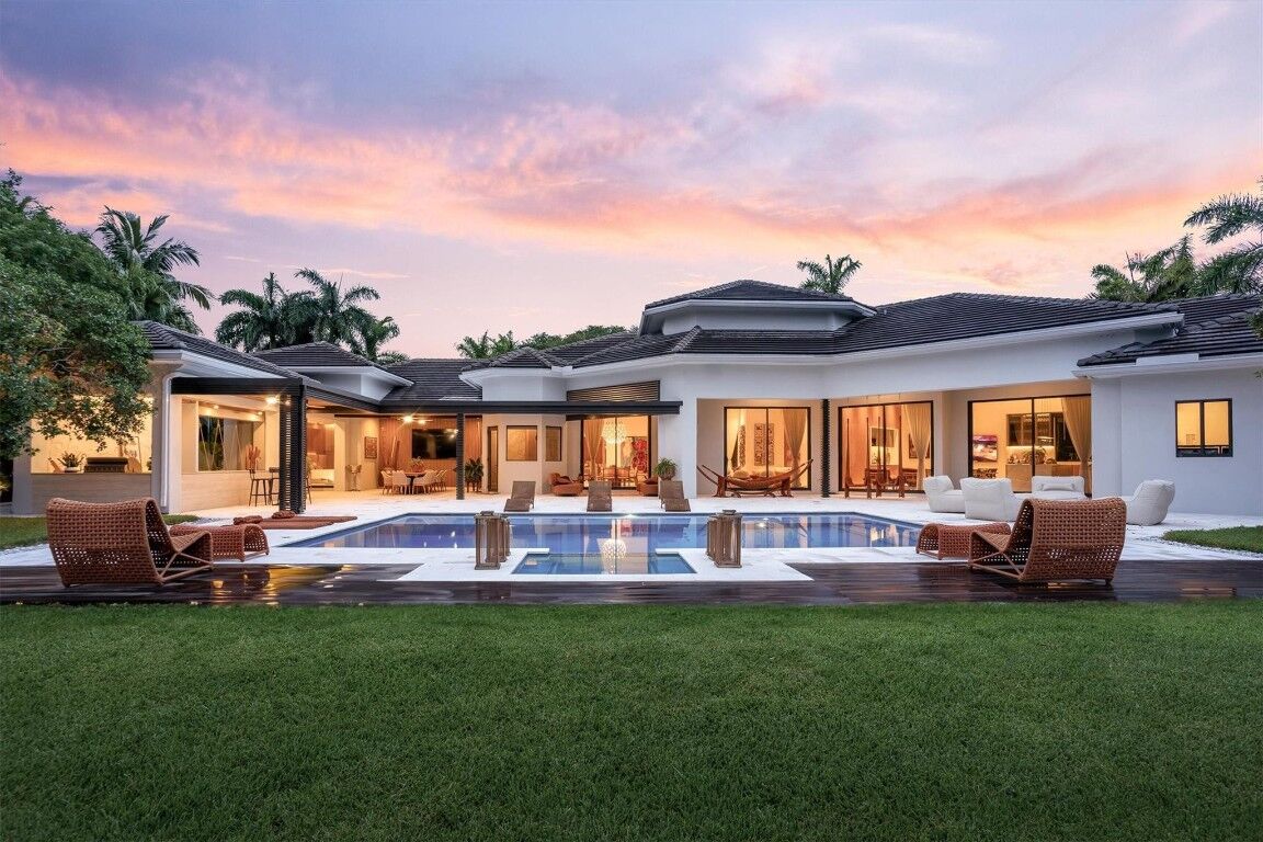 Property Photo: 3340 Paddock Road FL 33331