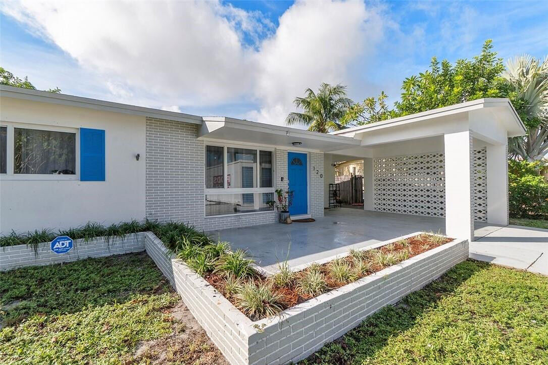 Property Photo: 120 NE 26th Street FL 33064