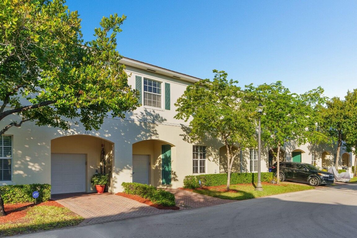 Property Photo:  247 SW 7th Street  FL 33060 