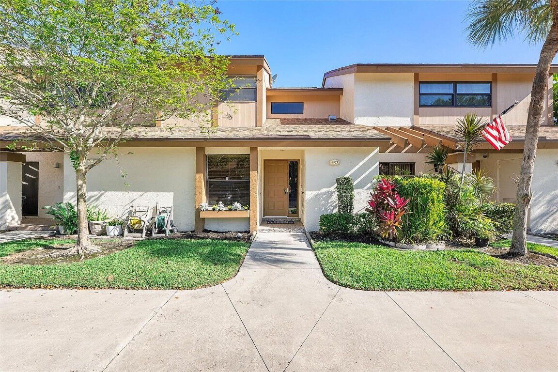 Property Photo:  4622 NW 30th Street 4622  FL 33063 