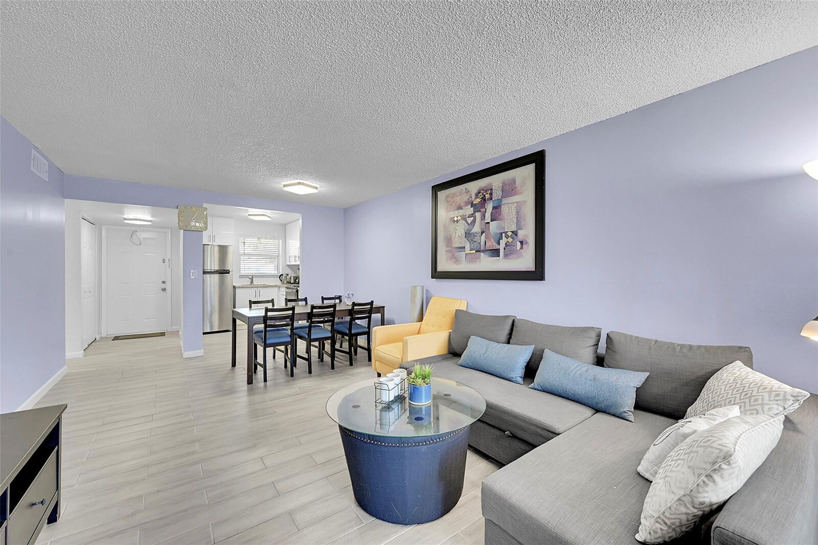 Property Photo: 8081 N Sunrise Lakes Drive 108 FL 33322