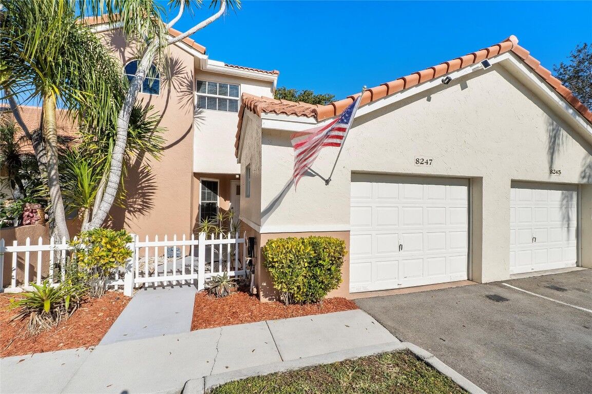 Property Photo:  8247 NW 70th Street  FL 33321 