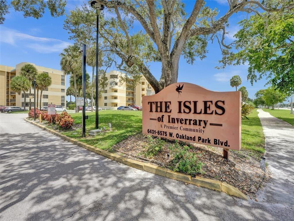 Property Photo: 6475 W Oakland Park Boulevard 409 FL 33313