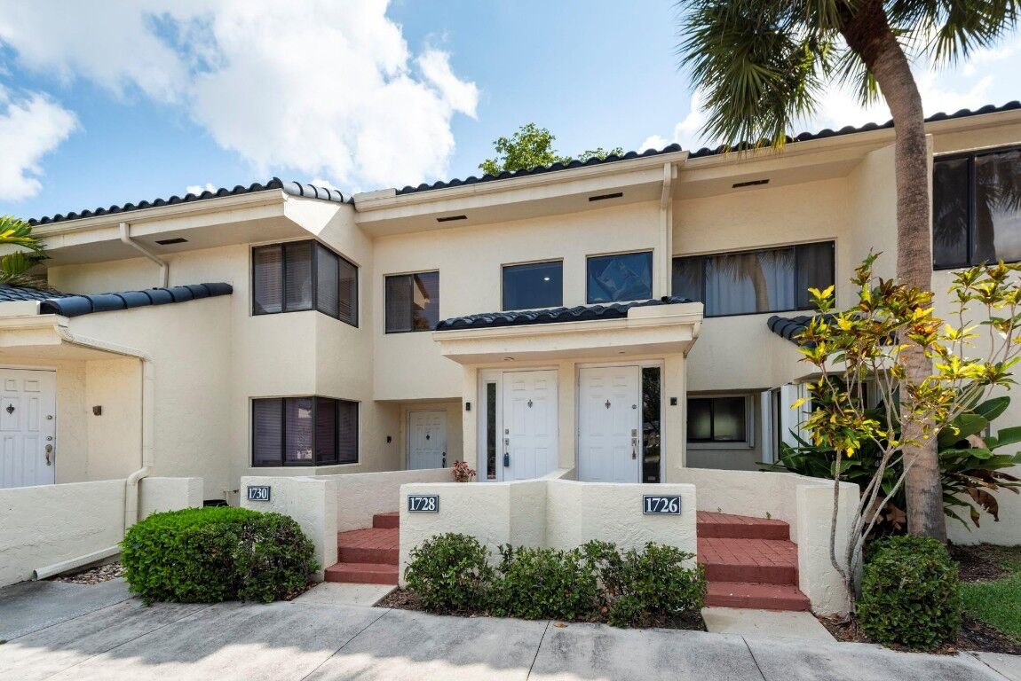 Property Photo:  1728 NW 81st Way 1728  FL 33322 