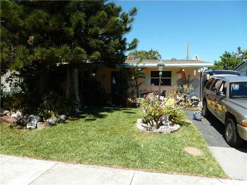 Property Photo:  7021 SW 19th Manor  FL 33068 