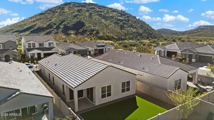 Property Photo: 1734 E Questa Drive AZ 85024