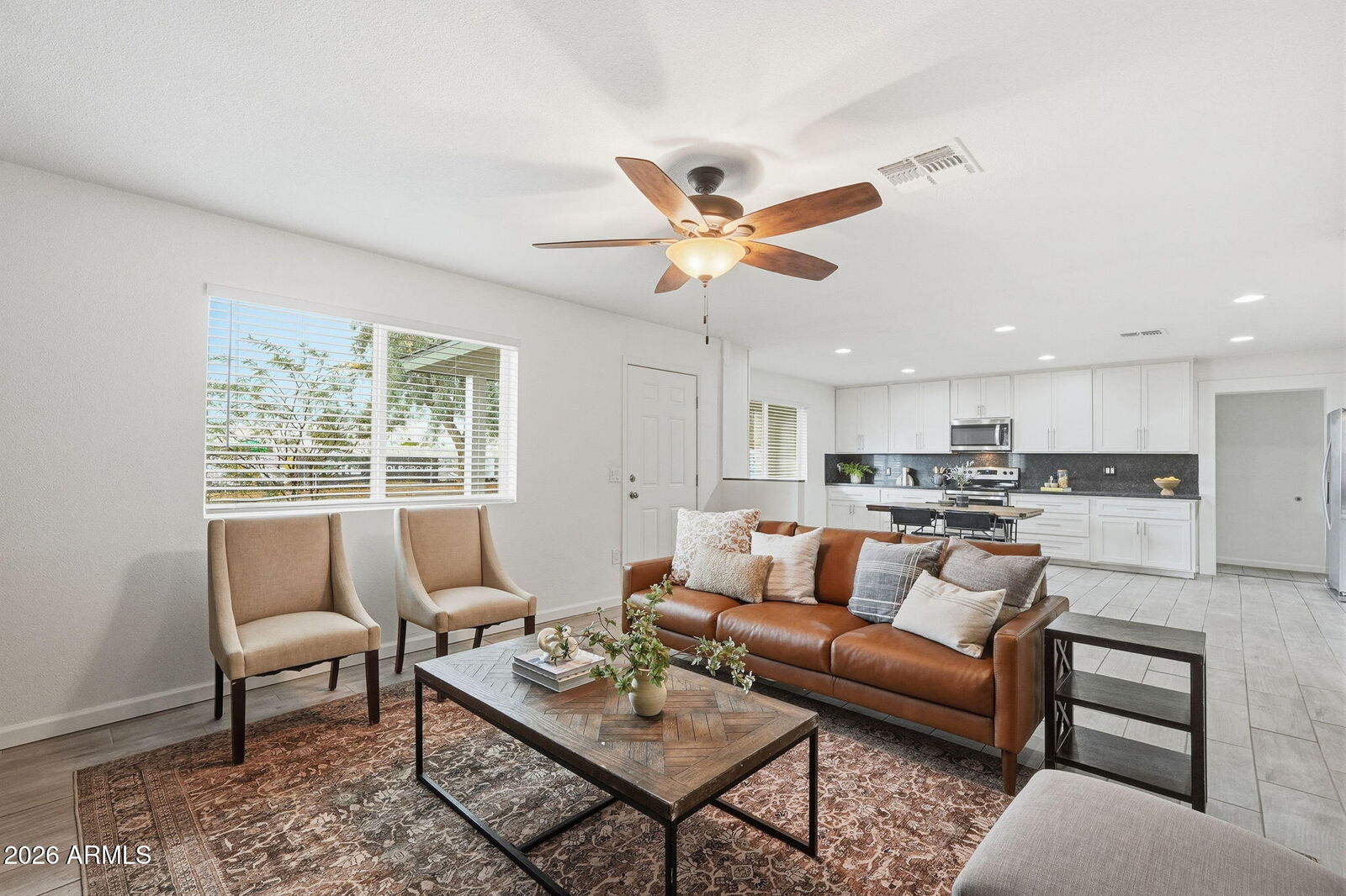 Property Photo: 2219 S River Drive AZ 85282